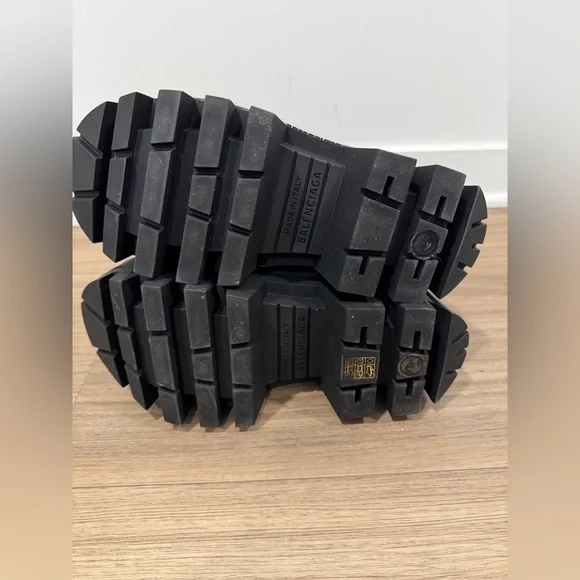 Balenciaga Bulldozer Boots - Picture 8 of 9
